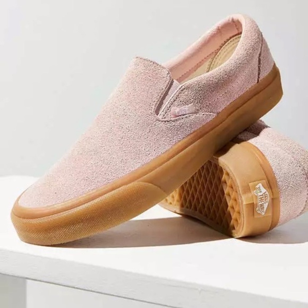 Fuzzy suede classic pink vans
